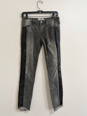 Vintage Free People Distressed Grey Skinny Jeans with Black Side Beading Size 25